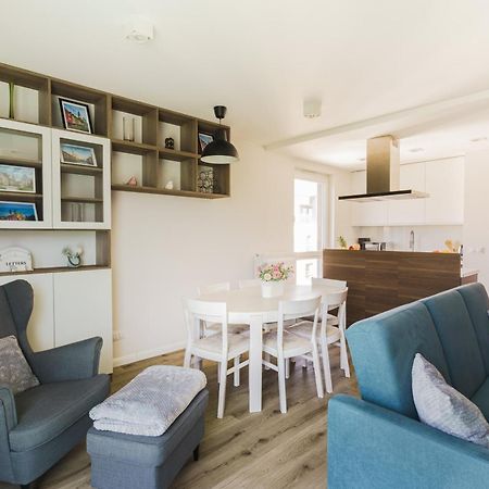 Apartamenty Homely Place Serce Poznania - Stary Rynek - Parking Exterior photo