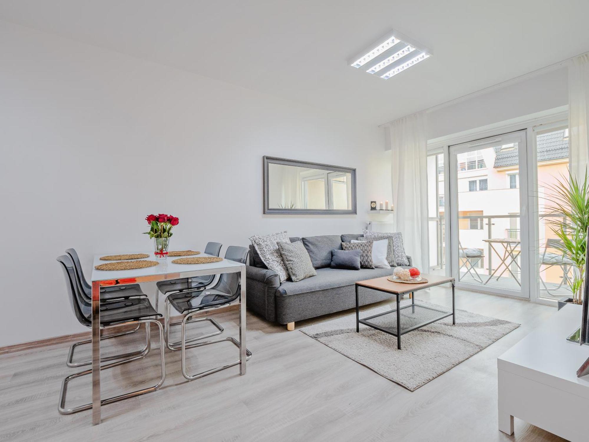 Apartamenty Homely Place Serce Poznania - Stary Rynek - Parking Room photo