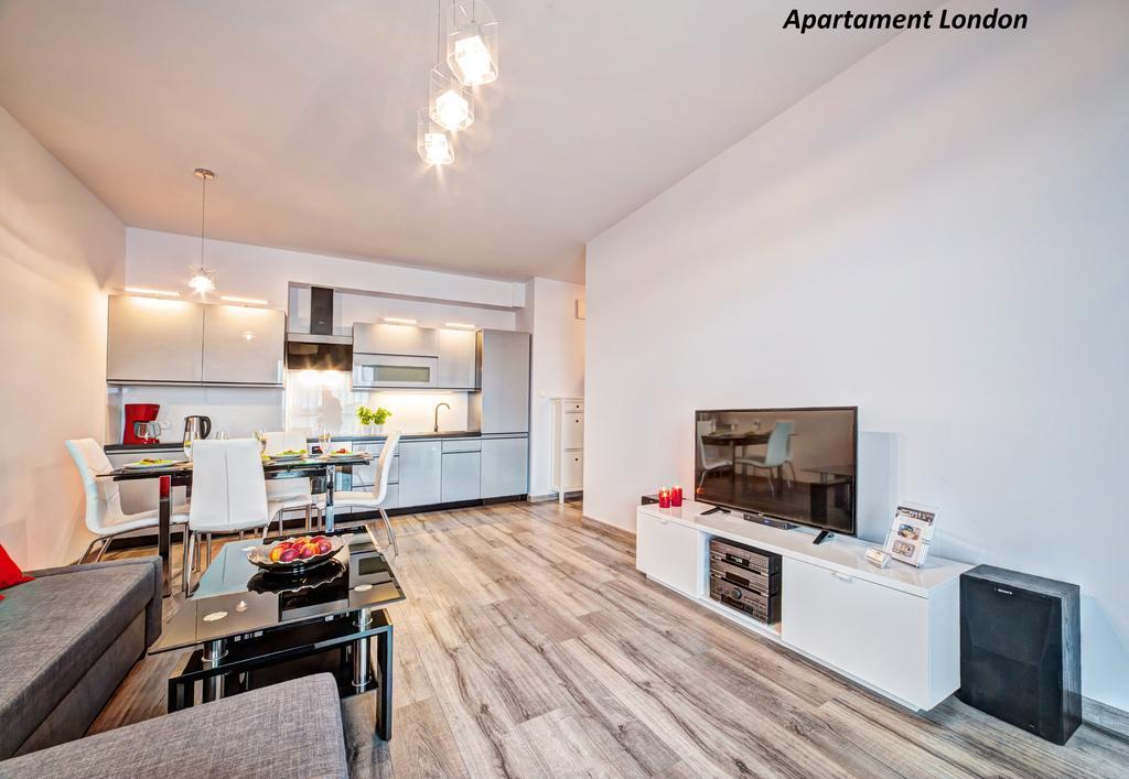 Apartamenty Homely Place Serce Poznania - Stary Rynek - Parking Exterior photo