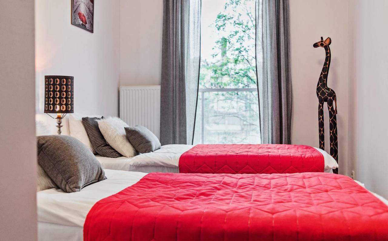 Apartamenty Homely Place Serce Poznania - Stary Rynek - Parking Exterior photo